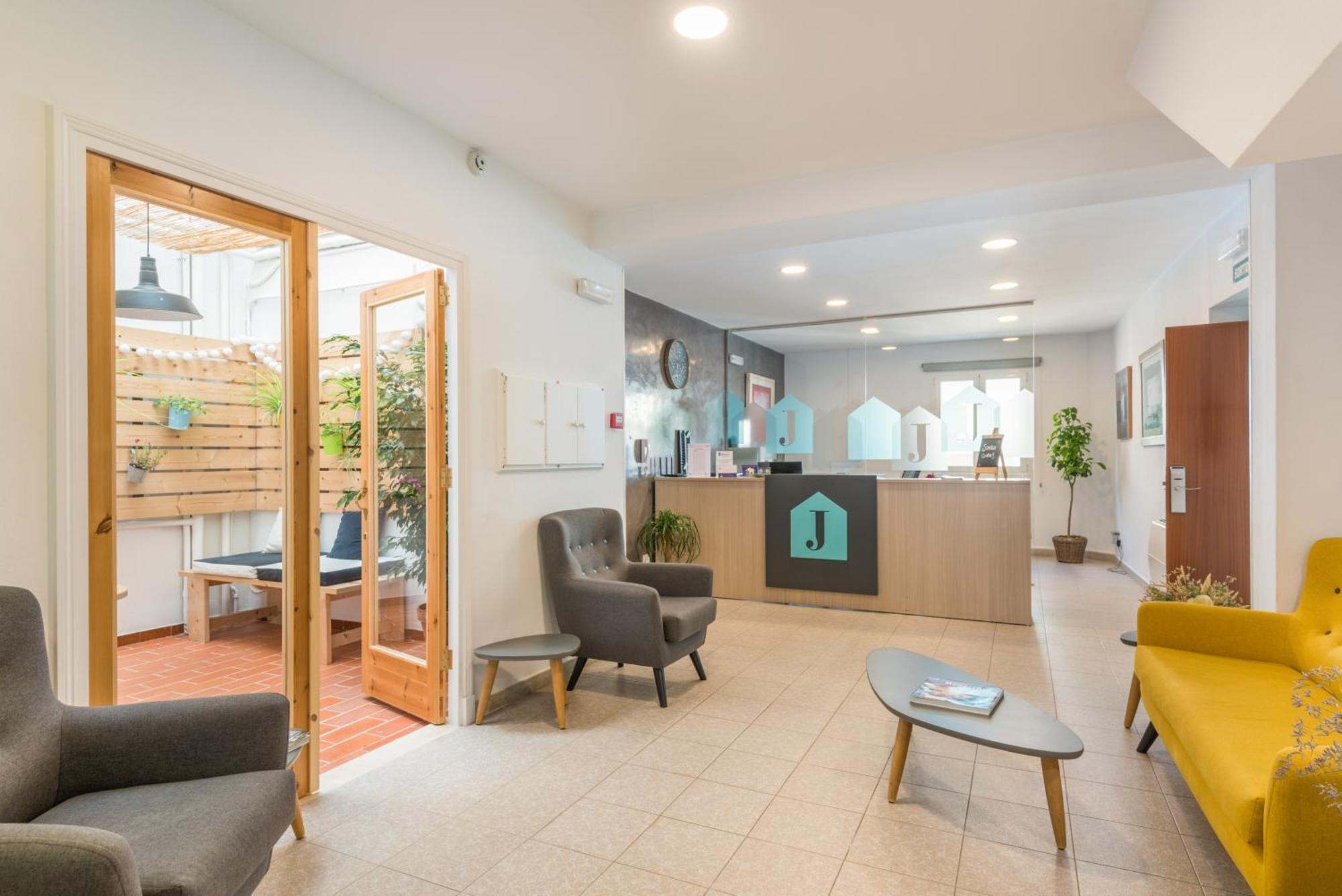 Hostal Jume - Urban Rooms Маон Экстерьер фото